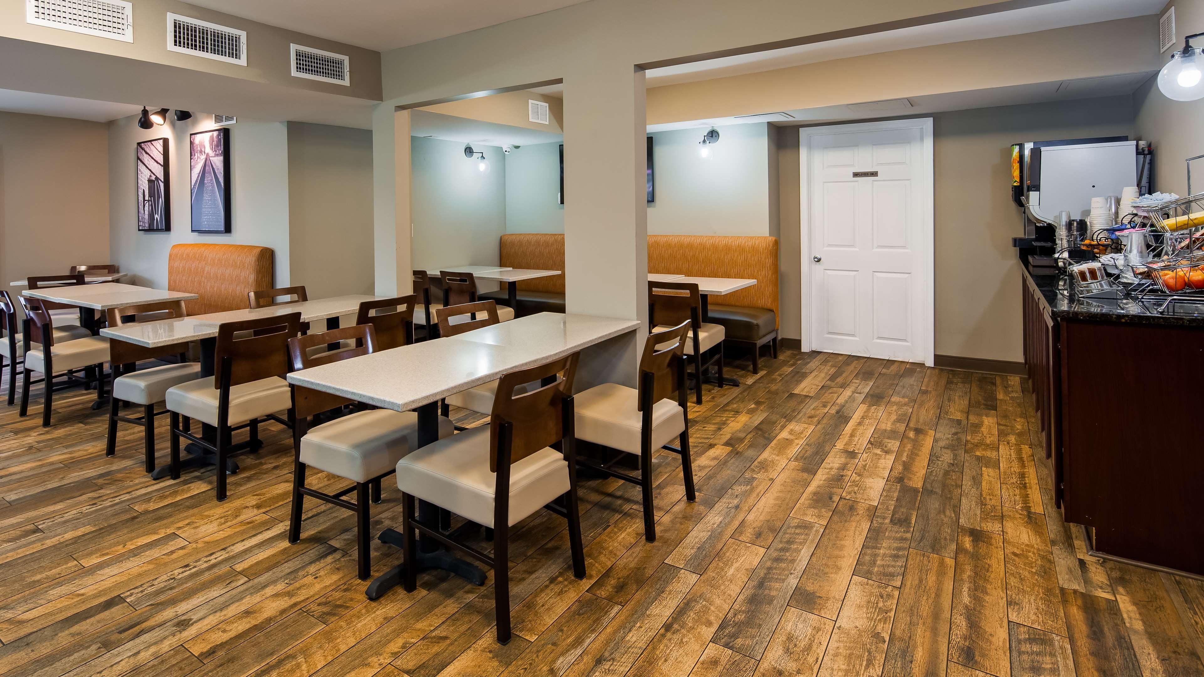 Best Western Shenandoah Inn Newnan Buitenkant foto