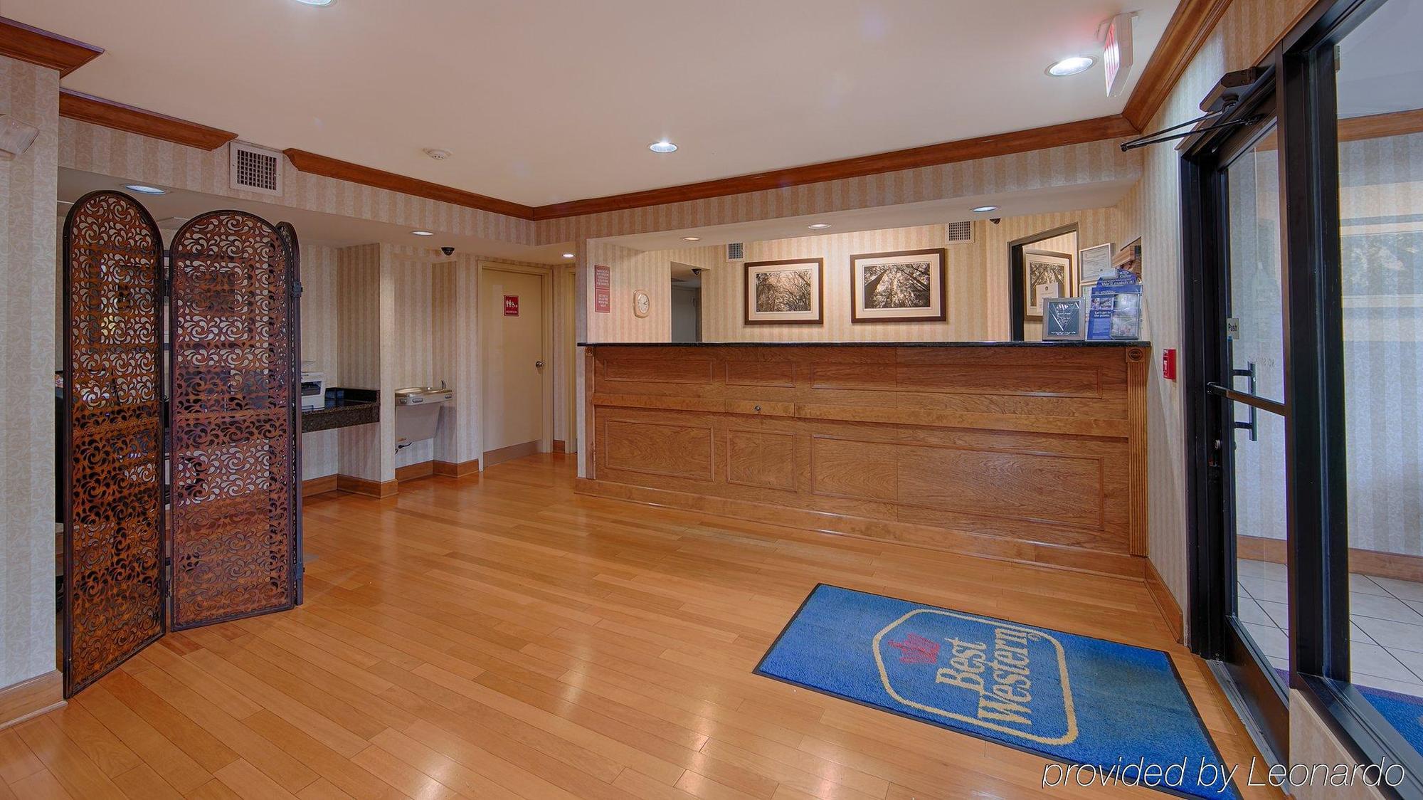 Best Western Shenandoah Inn Newnan Buitenkant foto