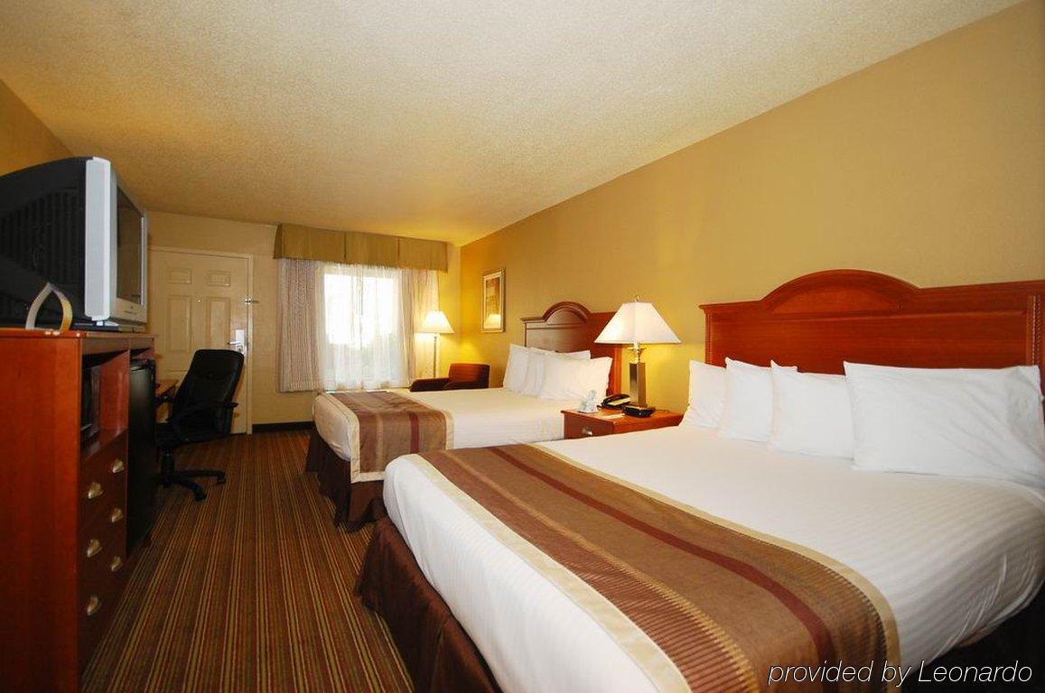 Best Western Shenandoah Inn Newnan Buitenkant foto