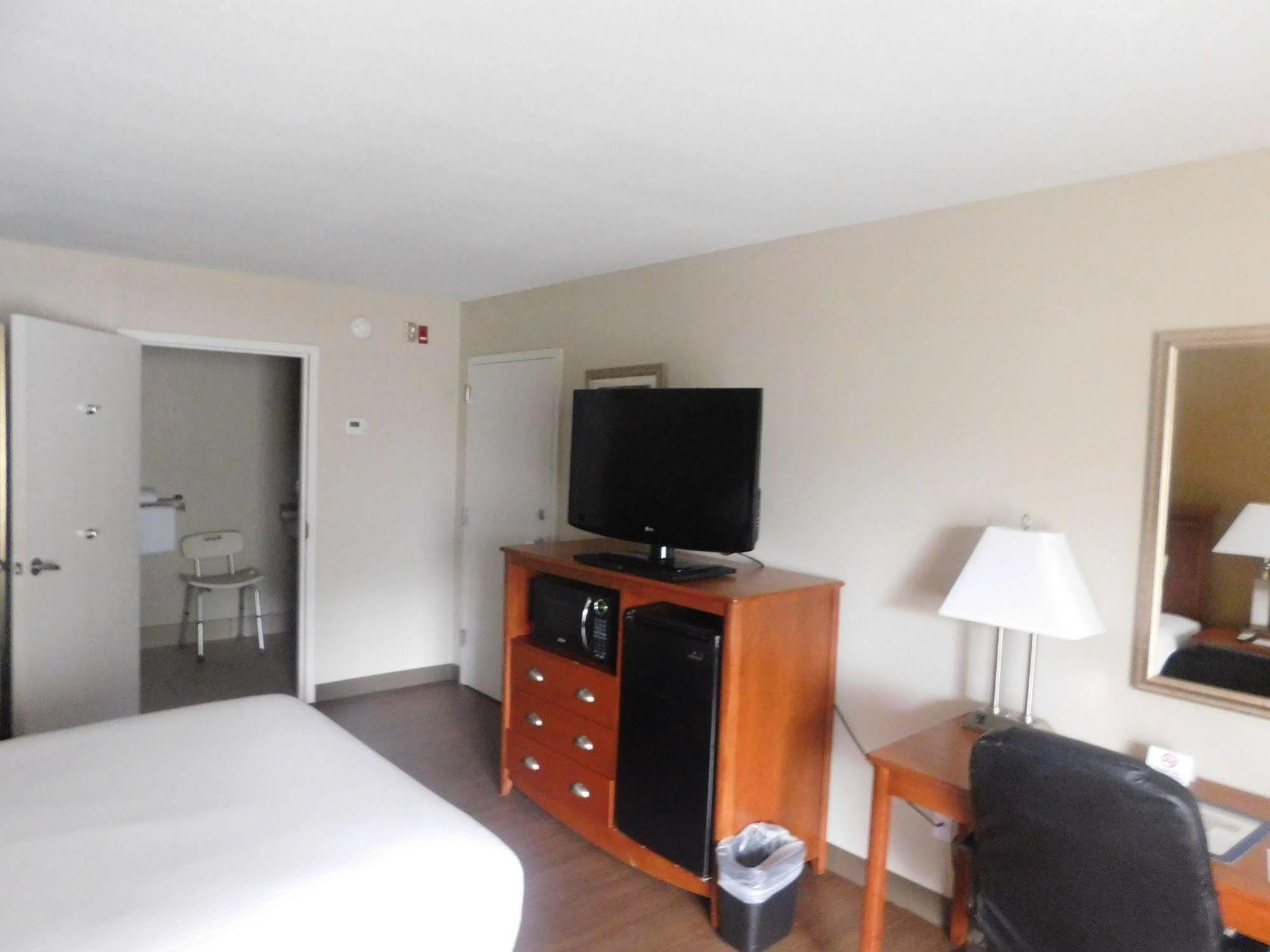Best Western Shenandoah Inn Newnan Buitenkant foto