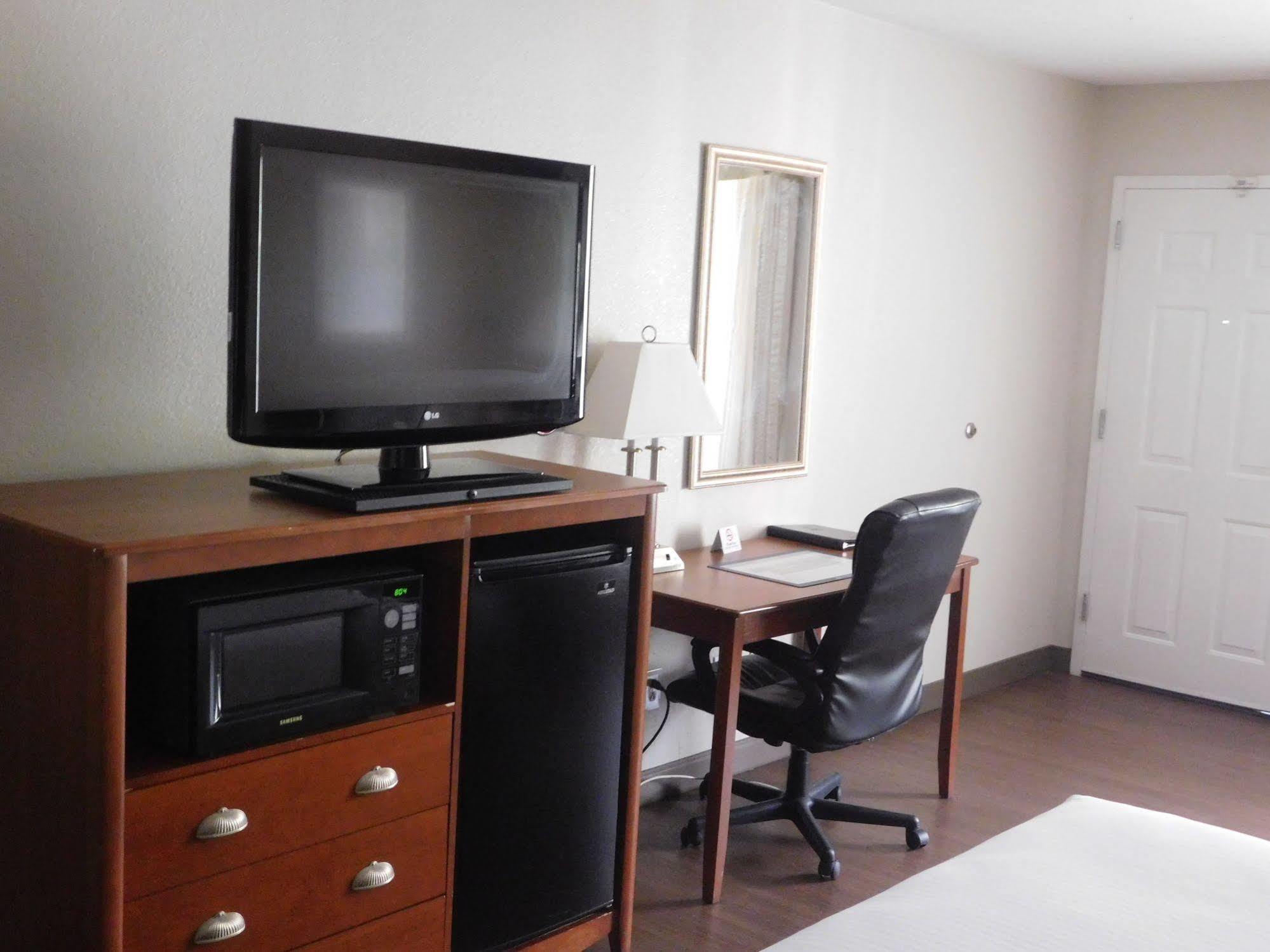 Best Western Shenandoah Inn Newnan Buitenkant foto